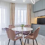 Lägenhet Cozy - Premium And 3*