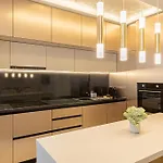 Cozy - Premium And Apartment Brasov