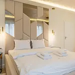 Cozy - Premium And Brasov