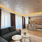 Cozy - Premium And Apartment Brasov