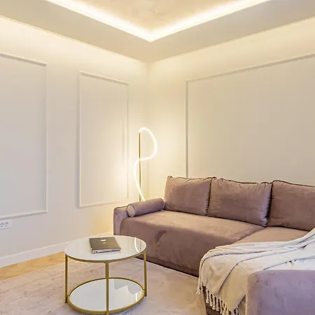 Brasov Aparthotel - Premium Suites And Studios 3*