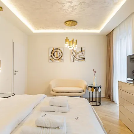 Brasov Aparthotel - Premium Suites And Studios Apartman Brassó