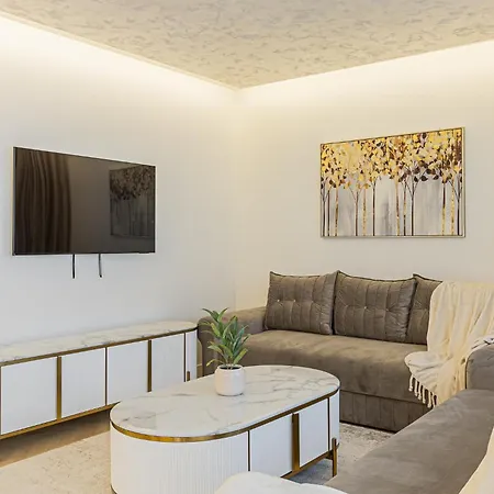 Brasov Aparthotel - Premium Suites And Studios