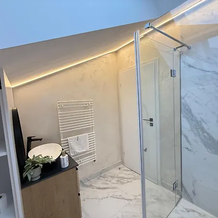 Cozy - Premium And Apartment *