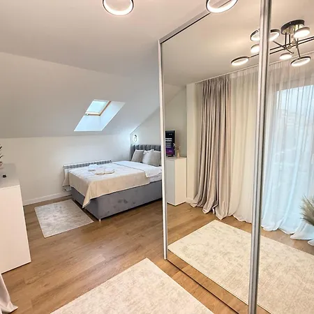 Cozy - Premium And Apartment *