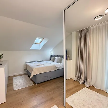 Cozy - Premium And *