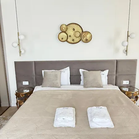 Cozy - Premium And Apartment 3*