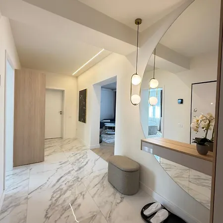 Brasov Aparthotel - Premium Suites And Studios Apartman 3*