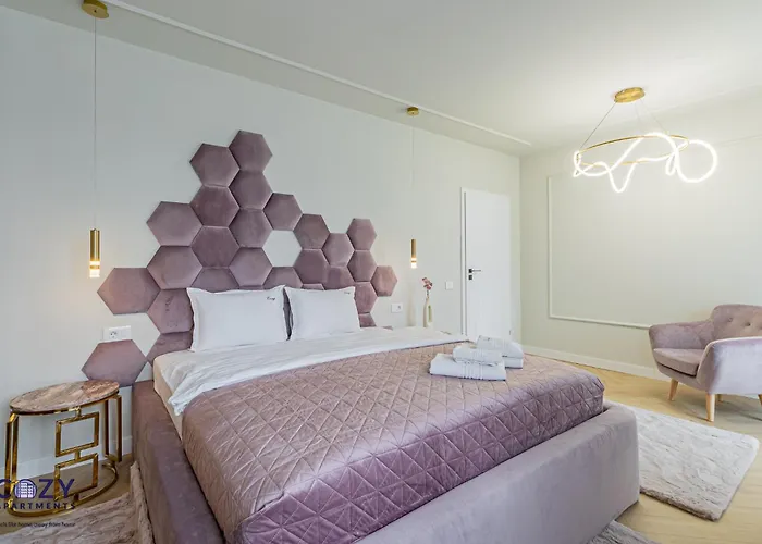 Cozy - Premium And Apartment 3*