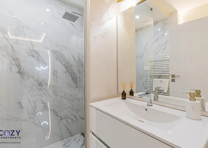 Cozy - Premium And Apartment Brasov